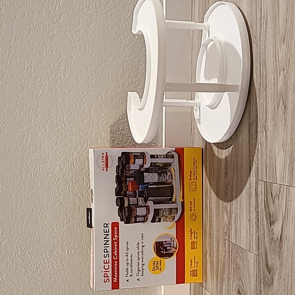 Lazy Susan, Spice Spinner